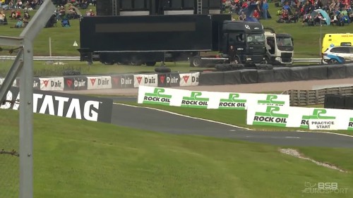 cap_BSB.British.Superbikes.2019.R09.Oulton.Park.Saturday.Qualifying.720p.WEB.x264-BaNHaMMER-1-004_000024_01.jpg