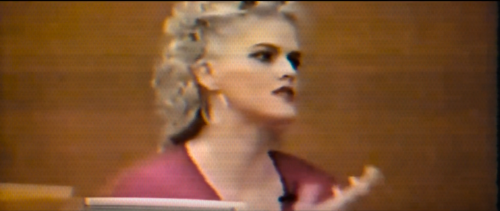 Anna-Nicole-Smith-You-Dont-Know-Me-new.png